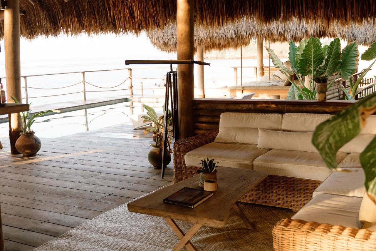 Sumba Beach House Waikabubak Eksteriør billede