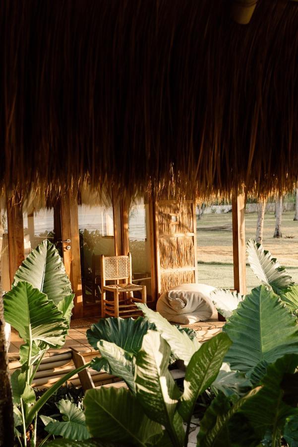 Sumba Beach House Waikabubak Eksteriør billede