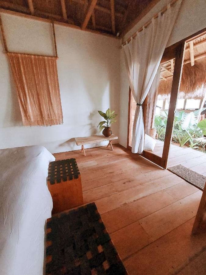 Sumba Beach House Waikabubak Eksteriør billede